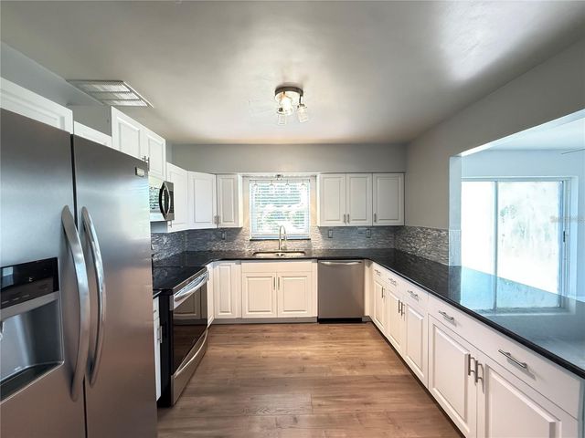 260 W INTERLACHEN STREET, Lake Alfred, FL 33850