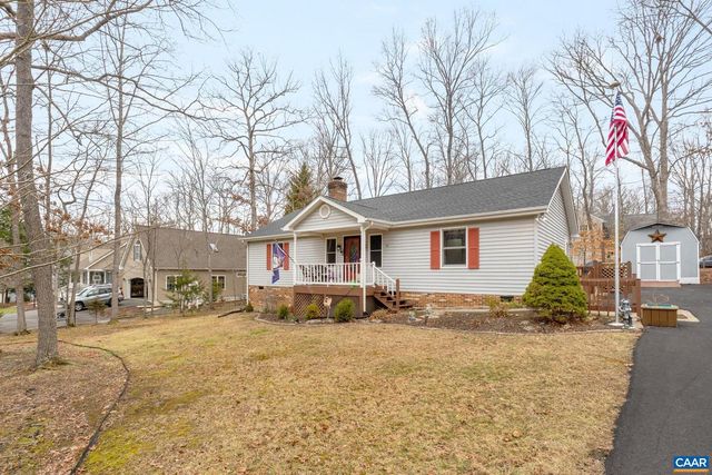 33 COLONIAL RD, Palmyra, VA 22963