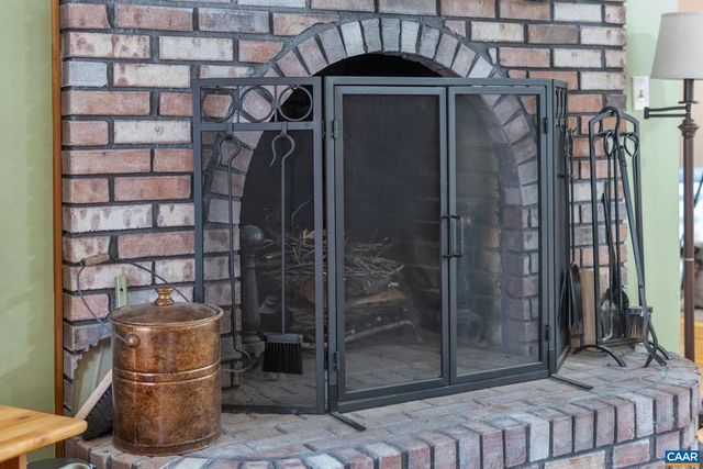 33 COLONIAL RD, Palmyra, VA 22963