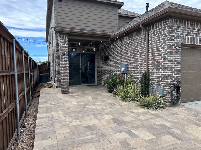 2200 7th Avenue, Flower Mound, TX 75028