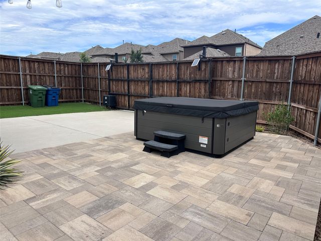 2200 7th Avenue, Flower Mound, TX 75028
