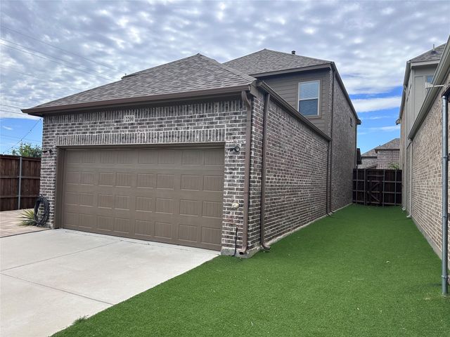 2200 7th Avenue, Flower Mound, TX 75028