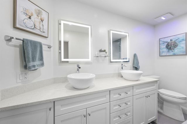 17235 Bay Street, Jupiter, FL 33477