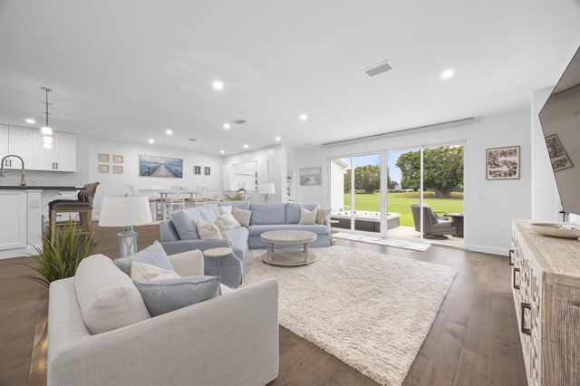 17235 Bay Street, Jupiter, FL 33477