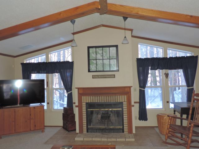 9 Westbury Road, Meredith, NH 03253