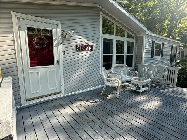 9 Westbury Road, Meredith, NH 03253