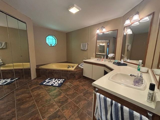 9 Westbury Road, Meredith, NH 03253