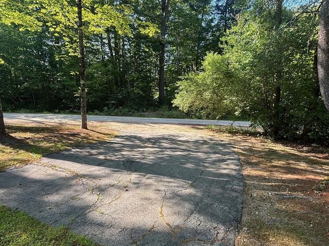 9 Westbury Road, Meredith, NH 03253