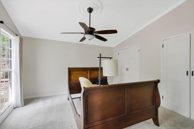 4 Stonehaven Drive, Signal Mountain, TN 37377