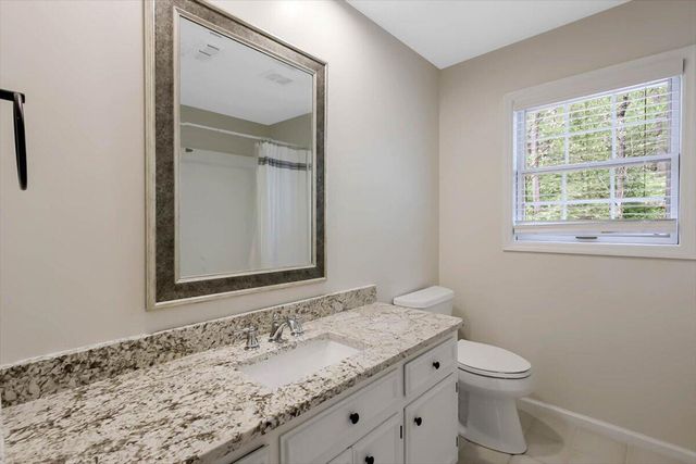 4 Stonehaven Drive, Signal Mountain, TN 37377