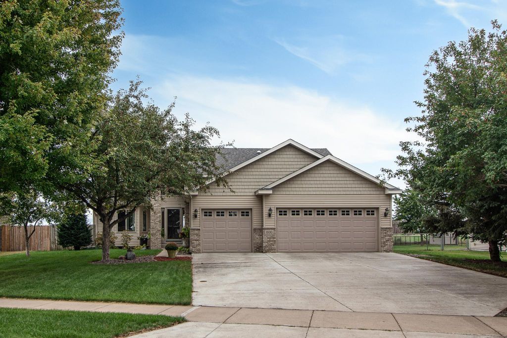 800 Harrison Drive, Big Lake, MN 55309 — exterior