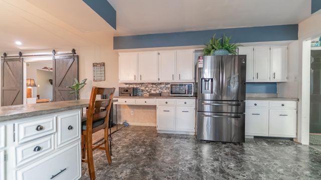 231 W 500 N, Valparaiso, IN 46385