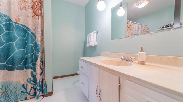 231 W 500 N, Valparaiso, IN 46385
