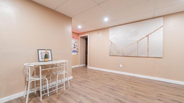 231 W 500 N, Valparaiso, IN 46385
