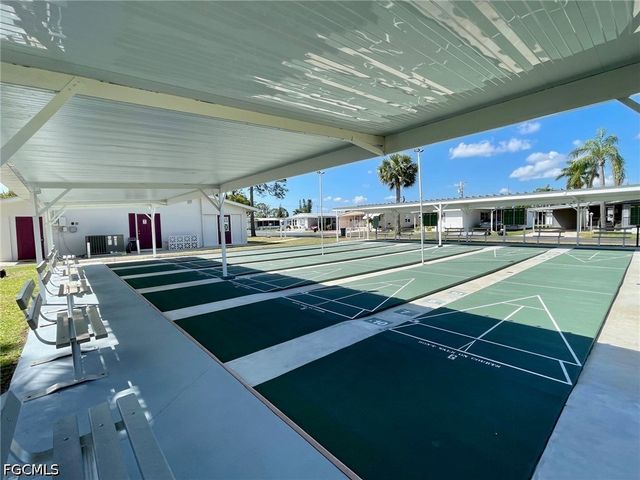 556 Freedom ST, North Fort Myers, FL 33917
