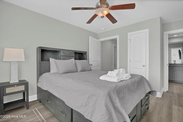 106 Charlotte Avenue, Holly Ridge, NC 28445