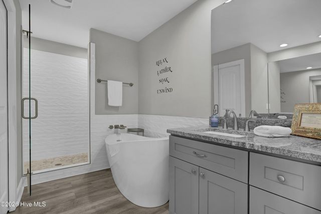 106 Charlotte Avenue, Holly Ridge, NC 28445