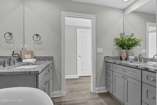 106 Charlotte Avenue, Holly Ridge, NC 28445