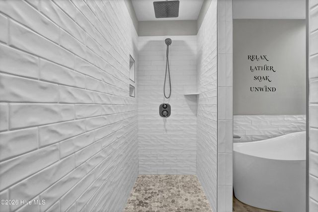 106 Charlotte Avenue, Holly Ridge, NC 28445