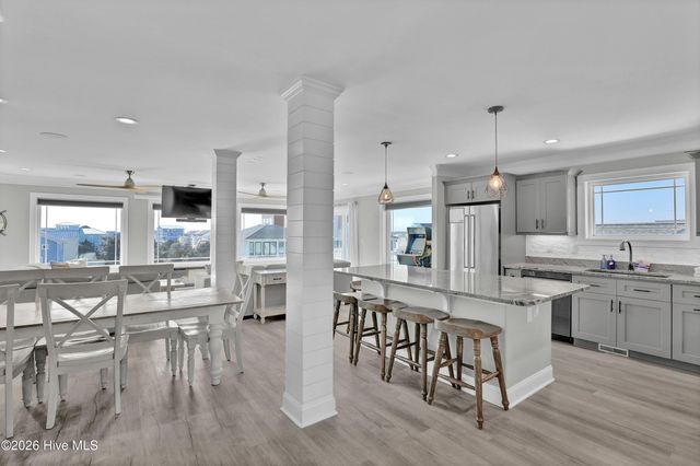 106 Charlotte Avenue, Holly Ridge, NC 28445