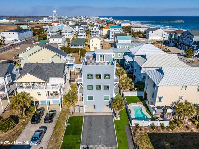 106 Charlotte Avenue, Holly Ridge, NC 28445