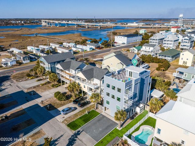 106 Charlotte Avenue, Holly Ridge, NC 28445