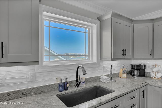 106 Charlotte Avenue, Holly Ridge, NC 28445