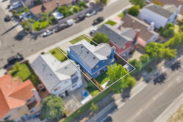 5045 N Laguna Dr, Sacramento, CA 95823