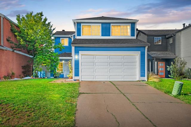 5045 N Laguna Dr, Sacramento, CA 95823