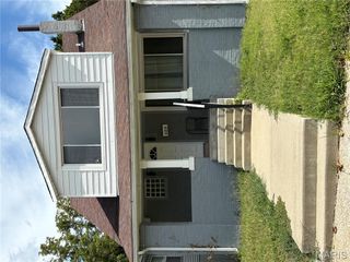 7105 Lexington Avenue, St Louis, MO 63121