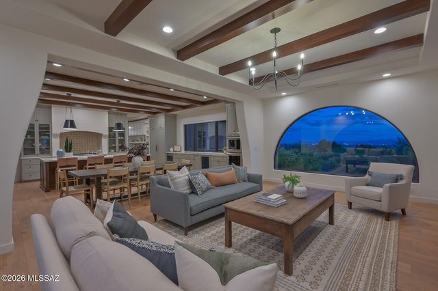 5238 E Mission Hill Drive, Tucson, AZ 85718