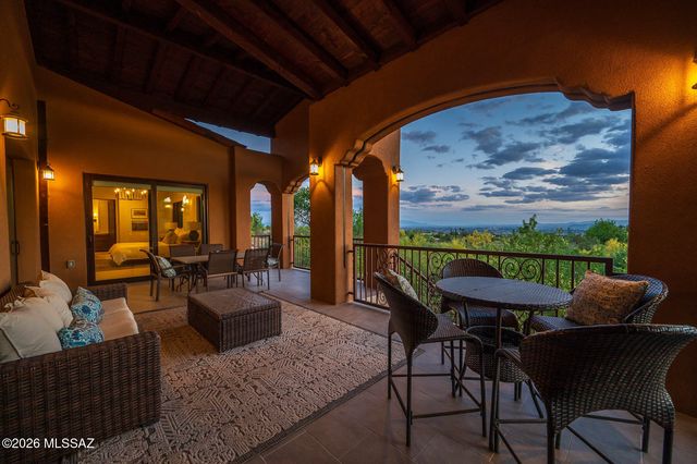 5238 E Mission Hill Drive, Tucson, AZ 85718