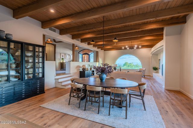 5238 E Mission Hill Drive, Tucson, AZ 85718