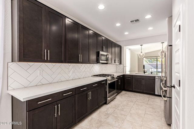 13500 N 174TH Lane, Surprise, AZ 85388