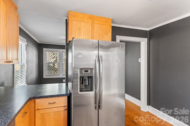 60 Shiloh Road, Asheville, NC 28803