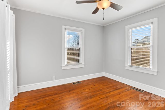 60 Shiloh Road, Asheville, NC 28803