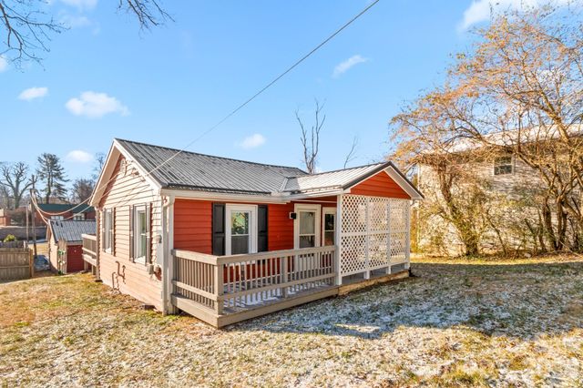 60 Shiloh Road, Asheville, NC 28803