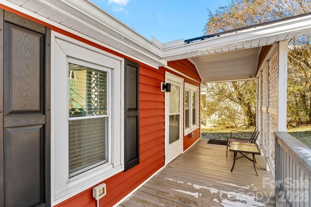 60 Shiloh Road, Asheville, NC 28803