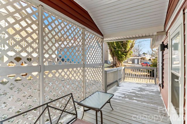 60 Shiloh Road, Asheville, NC 28803