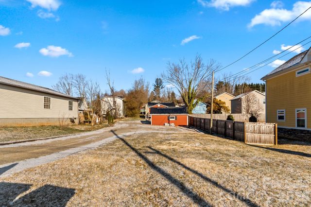60 Shiloh Road, Asheville, NC 28803