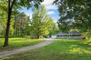 2015 Bubba Taylor Road, Byhalia, MS 38611