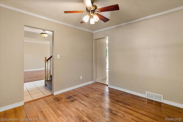 15602 Comstock Street, Livonia, MI 48154