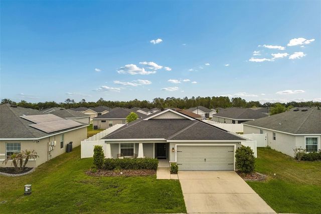 7011 GIDEON CIRCLE, Zephyrhills, FL 33541