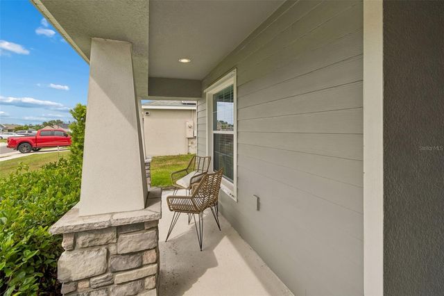 7011 GIDEON CIRCLE, Zephyrhills, FL 33541