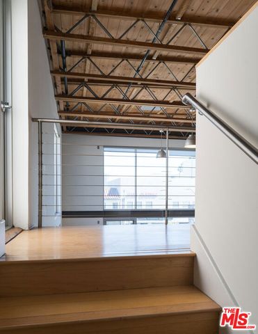 8312 Beverly Boulevard 202, Los Angeles, CA 90048