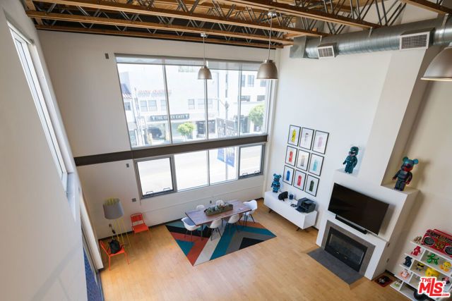 8312 Beverly Boulevard 202, Los Angeles, CA 90048