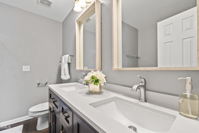 1052 Mica Lamp Court, Apex, NC 27502