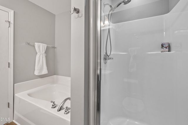 1052 Mica Lamp Court, Apex, NC 27502