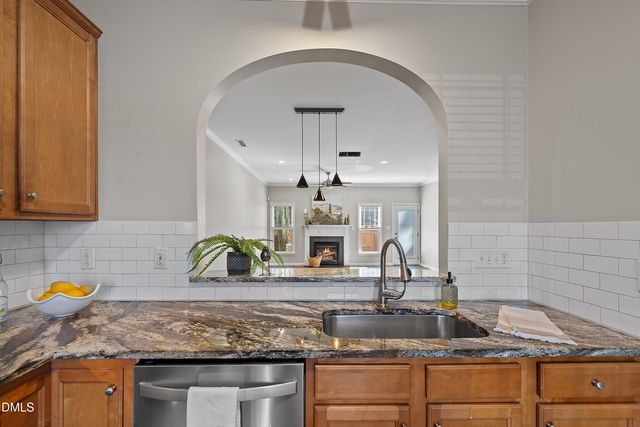 1052 Mica Lamp Court, Apex, NC 27502