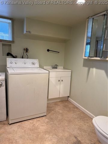 1123 Beech Avenue, Charleston, WV 25312